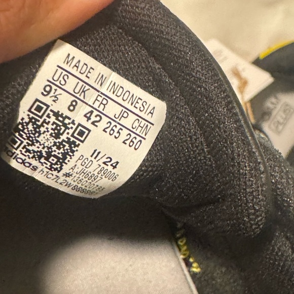 Adidas Cloud Foam Plus Yellow and Black Size 9 1/2 - Picture 5 of 5